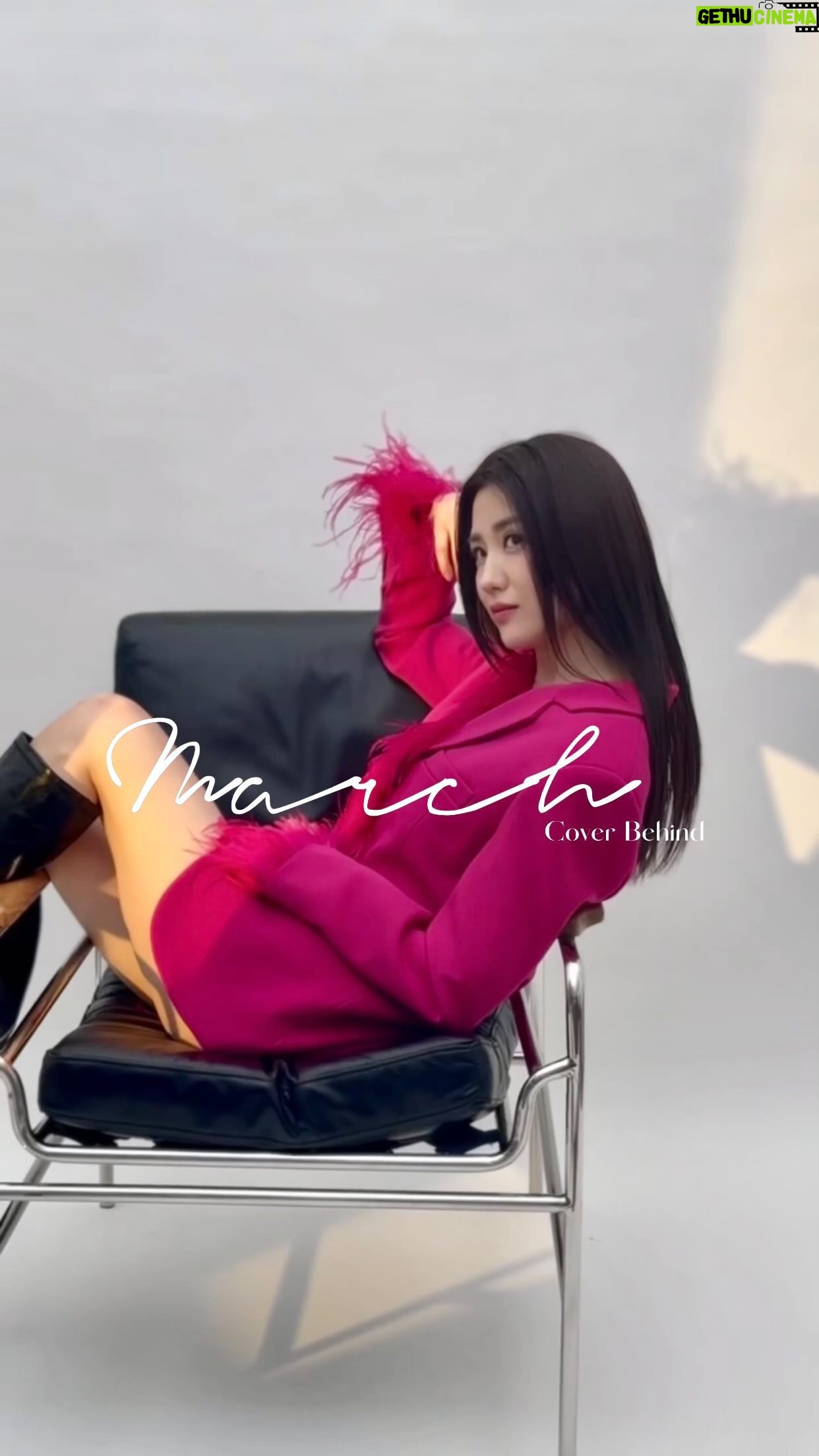 Park Ha-seon Instagram - 우리 스텝들이 찍어 준😍3월호 커버 비하인드 #Mar cover behind