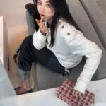 Park Ha-seon Instagram - 아침부터 부어서 뇸뇸뇸뇸😋