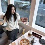 Park Ha-seon Instagram - 아침부터 부어서 뇸뇸뇸뇸😋
