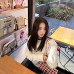 Park Ha-seon Instagram - 아침부터 부어서 뇸뇸뇸뇸😋