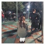 Park Han-byul Instagram - - 남자사람과 #덩치 가 똑같은 (더 큰가..?) #마리 는 도대체 #옷 을 몇겹을 입었을까아아요오~?🙄 - #겨울전문배우 #완전무장 #팔이잘안모아짐 #그래도춥다 #슬플때사랑한다 #촬영중 #1월엔 #얼마나더입어야하지 😥