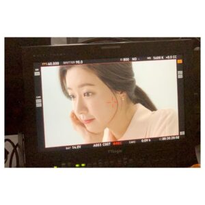 Park Han-byul Instagram - #귀척 🤓