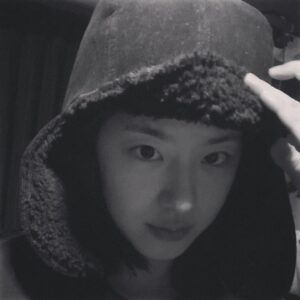 Park Hye-su Instagram - 겨울을 보낼 준비를 하자
봄을 맞이할 준비를 하자