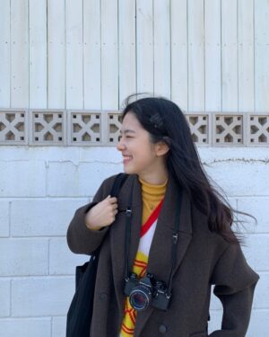 Park Hye-su Instagram - 바다 좋아