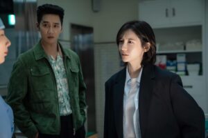 Park Ji-hyun Instagram - 오늘은 어떤 사건이 날 부를까