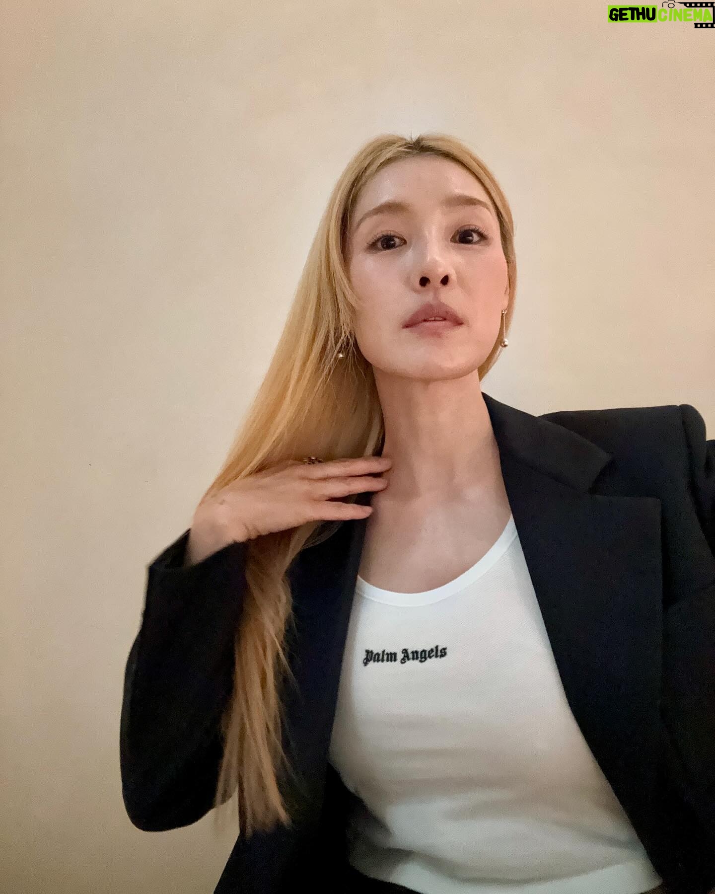 Park Ka-hi Instagram - Happy 1 year anniversary @palmangels KOREA π€ @hee0802 μΈλ λ§μ΄ μΆνν΄ π₯ ννλ€ νν΄