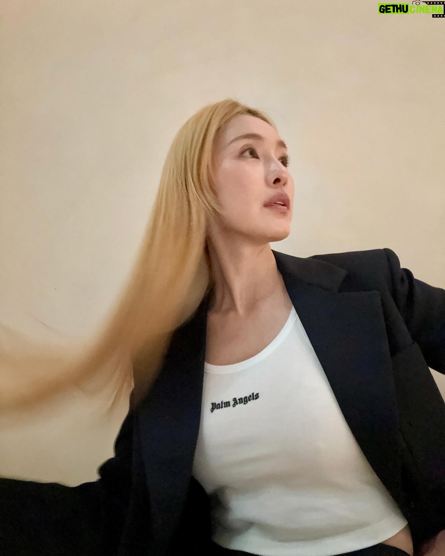 Park Ka-hi Instagram - Happy 1 year anniversary @palmangels KOREA π€ @hee0802 μΈλ λ§μ΄ μΆνν΄ π₯ ννλ€ νν΄