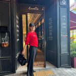 Park Ka-hi Instagram - 진짜 예뻤던 날씨 5월을 맞이하여 공구진행이 활발해졌어요 선물하기 아주 좋은 제품 @kahi_korea_mall 들러보시구요 앱스동샹들과 간 이후 첨으로 친구가 한국와서 @buvetteseoul 에 다녀왔는데 저번 메뉴 또먹는거 이거 뭔 성격 ㅎ 맛있어요 오늘의 메인 스케쥴은 제가 애정하는 브랜드 @talithakoum_official 의 신제품 #balmtik Lipbalm Lipstick 행사 였지요 모든게 다 귀여웠다…❤️‍🔥 깨알 출연 했다 ㅋ 비밀의 방에서 밤틱챌린지도 찍었지 ㅋㅋ #같이할래 ? #밤틱챌린지
