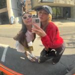 Park Ka-hi Instagram - 진짜 예뻤던 날씨 5월을 맞이하여 공구진행이 활발해졌어요 선물하기 아주 좋은 제품 @kahi_korea_mall 들러보시구요 앱스동샹들과 간 이후 첨으로 친구가 한국와서 @buvetteseoul 에 다녀왔는데 저번 메뉴 또먹는거 이거 뭔 성격 ㅎ 맛있어요 오늘의 메인 스케쥴은 제가 애정하는 브랜드 @talithakoum_official 의 신제품 #balmtik Lipbalm Lipstick 행사 였지요 모든게 다 귀여웠다…❤️‍🔥 깨알 출연 했다 ㅋ 비밀의 방에서 밤틱챌린지도 찍었지 ㅋㅋ #같이할래 ? #밤틱챌린지