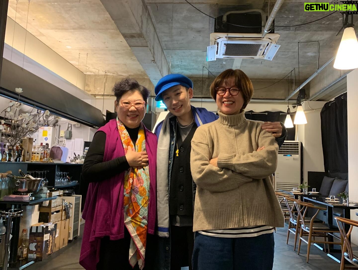 Park Mi-sun Instagram - 지난 생일과 미리생일을 호영이와 함께 축하 . 희은언니의 통큰 생일선물덕에 배가 찢어질뻔 ㅋㅋ . 형부도 감사합니다 . 두 분 건강하셔야 해요 호영이도 나도 행복하자~~