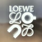 Park Se-jeong Instagram - LOEWE x ON 💗.•* @loewe x On 컬렉션 의류와 익스클루시브 컬러의 슈즈를 현대백화점 무역센터점 팝업스토어에서 만나보세요! #LOEWE #LOEWExON #로에베