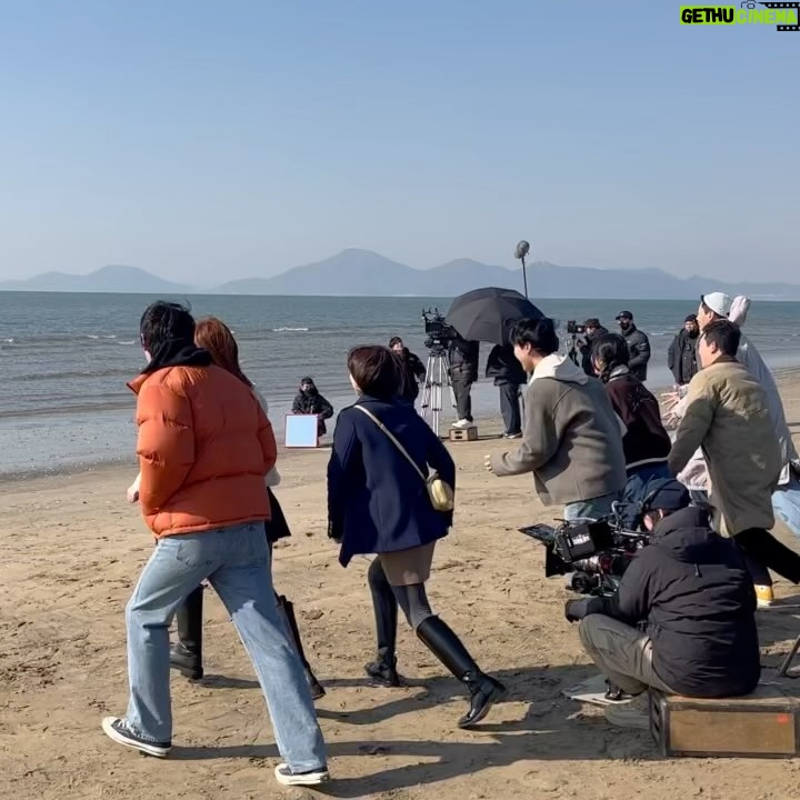 Park Se-wan - 48.4K Likes - 겨울 바다 안녕 🌊 @netflixkr