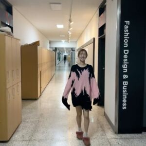 Park Se-wan Instagram - 패디과 이라 👗🧤🧣👙🧢