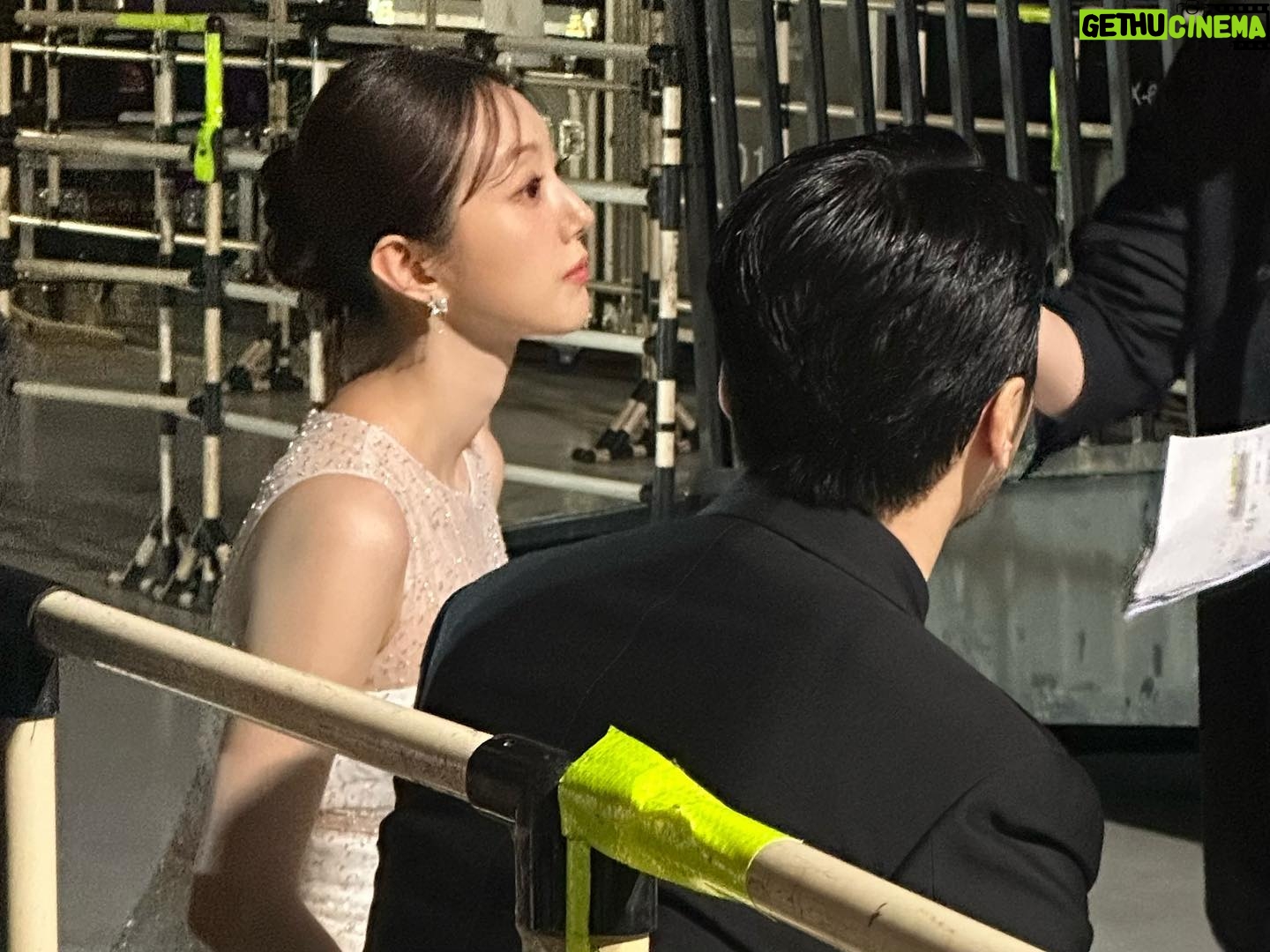 Park Se-wan Instagram - 제 60회 백상예술대상 축하드립니다 :)
