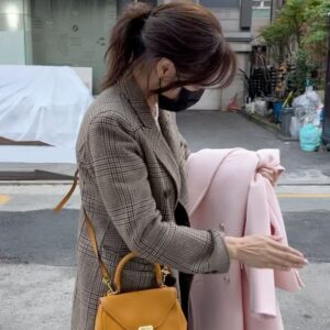 Park Si-yeon Instagram - 아주 오랜, 친구같은 언니오빠들😘
김우리오빠 역쉬 스탈리쉬😂