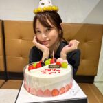 Park Si-yeon Instagram - 너어어무 행복합니다💜 어제부터 눈물나도록 넘치게 감동받은 축하인사와 두딸과 셋이 오붓한 저녁 마무리 식사까지 완벽하네요 감사합니다🎂