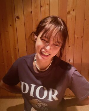 Park Si-yeon Instagram - 요즘 최애 목걸이 #mzuu
어쩜 잠금까지 이쁜지😍
@mzuu.co.kr
