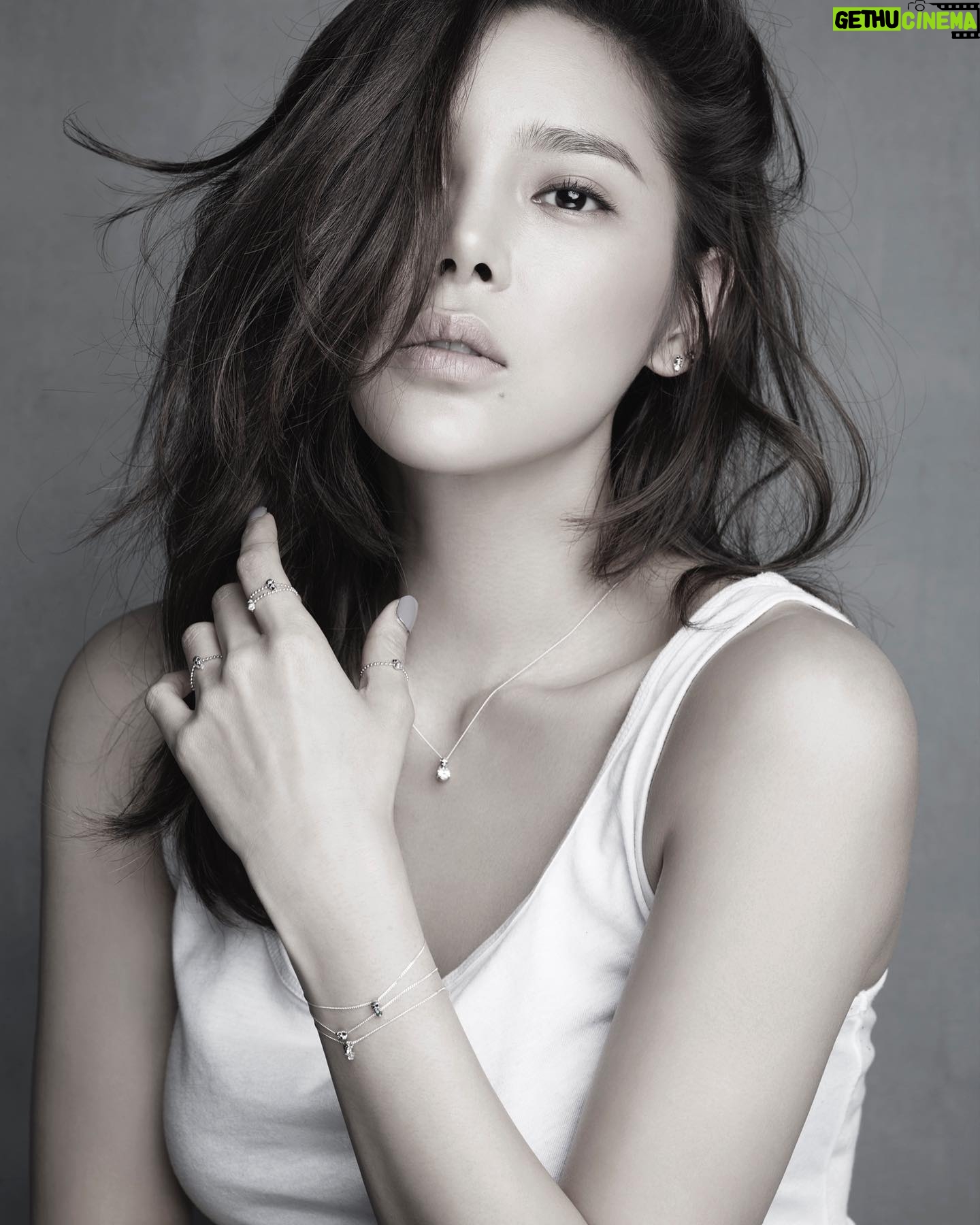 Park Si-yeon - 3.4K Likes - #엠쥬