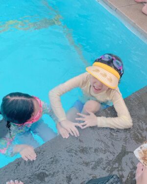 Park Si-yeon Instagram - 🐳