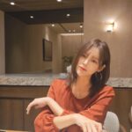 Park Si-yeon Instagram - 긴긴 연휴끝 사랑하는 사람들과❤️감사합니다. #mzuu 귀걸이