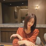 Park Si-yeon Instagram - 긴긴 연휴끝 사랑하는 사람들과❤️감사합니다. #mzuu 귀걸이