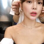 Park Si-yeon Instagram – 촬영장서 신기했던 귀걸이
선오픈하고 반응이 좋데요😘 거봐~ 이쁘다구💍