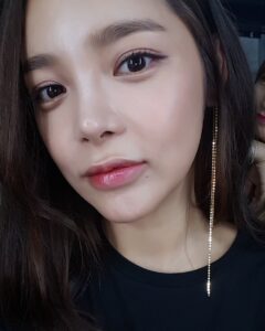Park Si-yeon Instagram - #mzuu