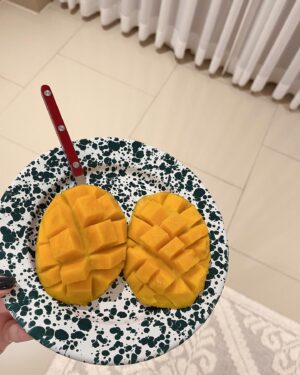 Park So-yeon Instagram - .
this week 🏠🌷👩🏼‍🍳🇦🇪