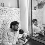 Parna Pethe Instagram - चारचौघी अॅट भरत नाट्य मंदिर.. 🖤🤍