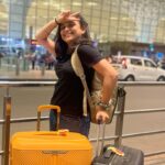 Parna Pethe Instagram - चला! ✈️❤️ — @kadambarik13 @ninad.limaye @ketkar_partha