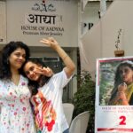 Parna Pethe Instagram - The dearest @houseofaadyaa Mumbai studio’s 2nd anniversary celebrations 💛✨ Kudos to the heartwarming team Aadyaa! 😍 proud! @sayalee_marathe @normally_nomad @rohanjoshi1986 @suvarna.27feb and team hugs!