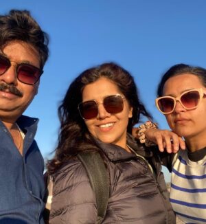 Parna Pethe Instagram - Los Angeles ☀️
Rides and Shine 🎢🎡✨ 

— 

#universalstudioshollywood 
#pacificocean 

📷 cc team members 🙂