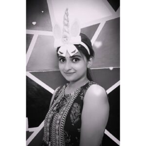 Parvathy Arun Instagram - GOOD MORNING 😆😆🦄

 I don't know i just love this picture 
Uff that cute bow i just love it 😂😂🏃‍♀️🏃‍♀️🙋‍♀️🙋‍♀️🙋‍♀️🐒🐒🙈🙈 
Ok bei 
#unicorn #lol 

📸 @the_marcbiker 😄🤣