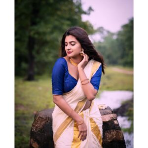 Parvathy Arun Instagram - 😍 
#sareelove
#saree #indian
📸 @eyes_of_sandeep