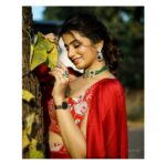 Parvathy Venkitaramanan Instagram - Inframe @parvathyofficial Photography @stories_by_vasanthjb MUAH @highlightsbridalstudio_makeup @cal_me_ammu21 Outfit @rockstar_cbe Jewellery @vishruthi_jewel_palace