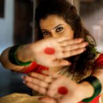 Parvathy Venkitaramanan Instagram - Inframe @parvathyofficial . MUA @highlightsbridalstudio_makeup . Shots @stories_by_vasanthjb @oxygen_films_ . Hairstyle @usha__hairstylist . Jewellery @login_bridal_jewelry_ #kerala #gram #photography #keralagallery