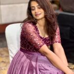 Parvathy Venkitaramanan Instagram - Thank you for clicking these darling @nivashinidivya ❤️ Wearing @akira_the_couture__ 💜