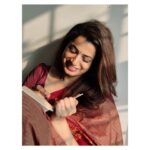 Parvathy Venkitaramanan Instagram - கனவாக நீ!! Shot by @manju_54 🤎 Wearing @magizhamcollections