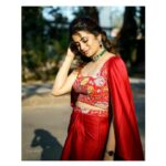 Parvathy Venkitaramanan Instagram - Inframe @parvathyofficial Photography @stories_by_vasanthjb MUAH @highlightsbridalstudio_makeup @cal_me_ammu21 Outfit @rockstar_cbe Jewellery @vishruthi_jewel_palace