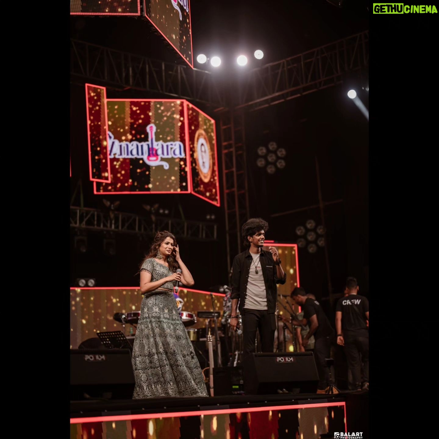 Parvathy Venkitaramanan Instagram - One of the best show we hosted lately 🔥❤️ With my thangams @bjbala_kpy 🤎 Muah @trichymakeupartistry_suganya Photography @balaartphotography Wearing @lithas_rentals Jewellery @chennai_jazz