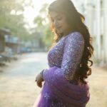 Parvathy Venkitaramanan Instagram - Inframe @parvathyofficial Photography @stories_by_vasanthjb MUA @makeupbyshanthoshi Hairstyle @charuhairandmakeup Outfit @lithas_rentals Jewellery @chennai_jazz