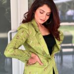 Parvathy Venkitaramanan Instagram - Suit up & own the room ✨ 🎤 Suit @lithas_rentals #parvathy #anchor #loveyourself #insta #picoftheday #ootd