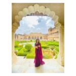 Parvathy Venkitaramanan Instagram - Throwback to The Pink City where every corner tells a story! Saree @mahaasarees Blouse @shri_she Styling @diptidesai_official