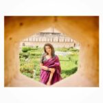 Parvathy Venkitaramanan Instagram - Throwback to The Pink City where every corner tells a story! Saree @mahaasarees Blouse @shri_she Styling @diptidesai_official