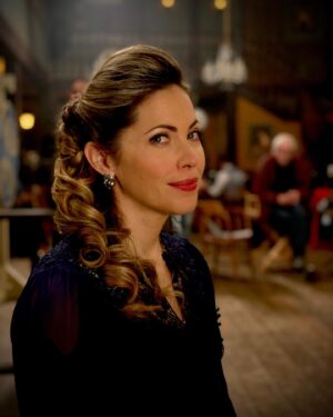 Pascale Hutton Instagram - What to post first……? 

#WCTH #Hearties #season10