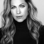 Pascale Hutton Instagram - There’s no fries on burger day?? 📸: @jennabermanphoto 💇‍♀️ & 💄 : @minjee.mowat