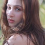 Pashmina Roshan Instagram - Yours until the rivers all run dry🤍