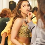 Pashmina Roshan Instagram - Bts of Sanyas sangeet glam! 💛⭐️
