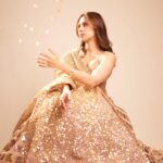 Pashmina Roshan Instagram – Bejeweled in MM
@manishmalhotra05 
@manishmalhotraworld 
@vidhigodha 
@nidhichang
@manishamelwani
