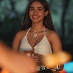 Pashmina Roshan Instagram - Kahan le ja rahe, humko yeh raaste 🎵♥️
